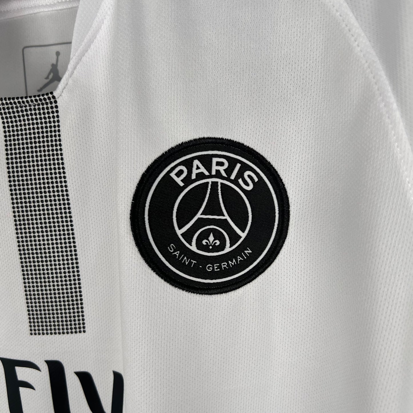 PSG Retro 2018/19 White (Free Personalisation)