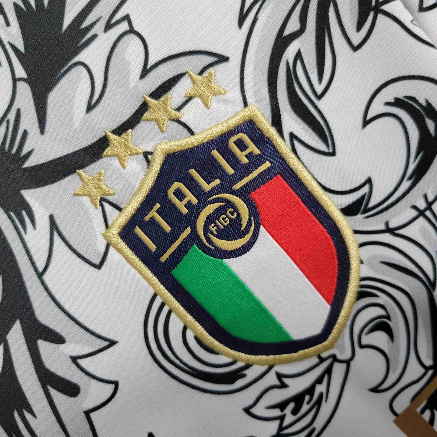 Italy 23/24 Versace White (Free Personalisation)
