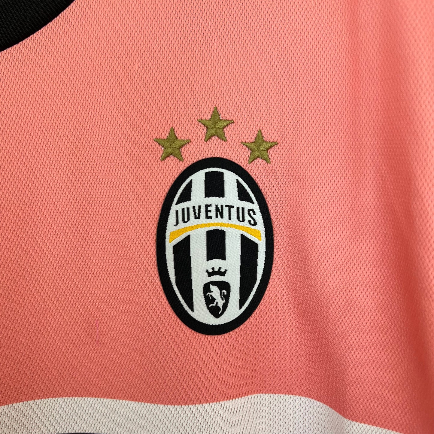 Juventus Retro 2015/16 Away (Free Personalisation)