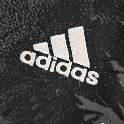 Juventus 2022/23 Away (Free Personalisation)
