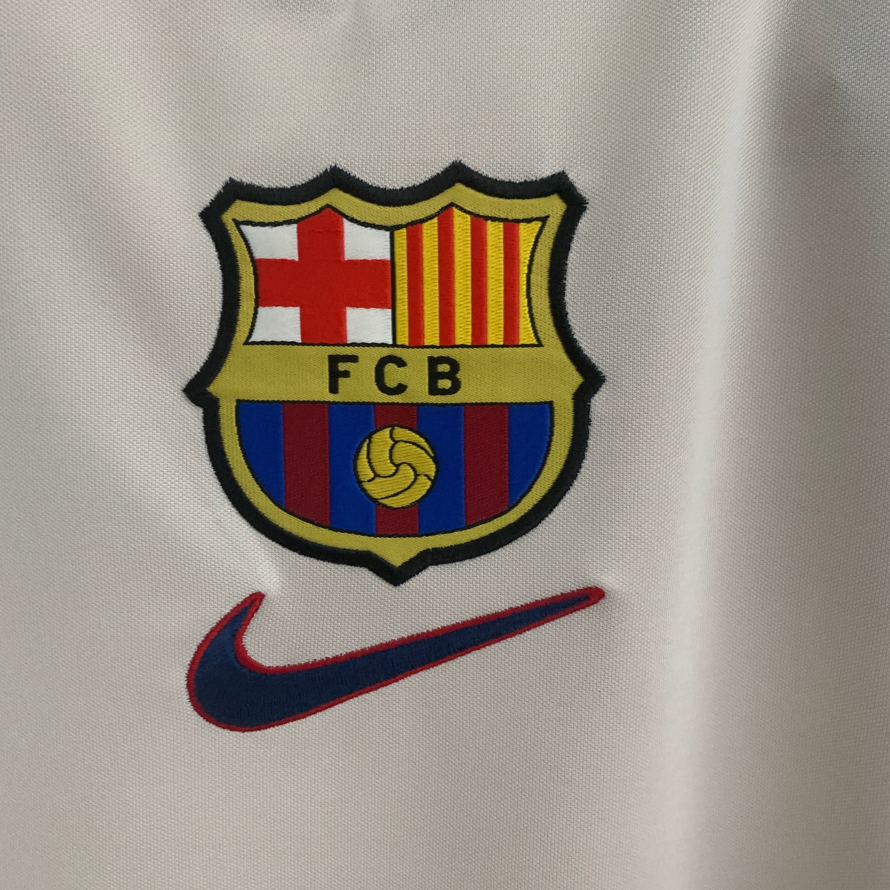 Barcelona Retro 98/99 Away (Free Personalisation)