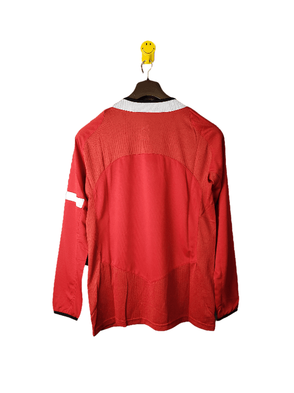 Manchester United 2005 Retro
Home Long Sleeve (Free Personalisation)