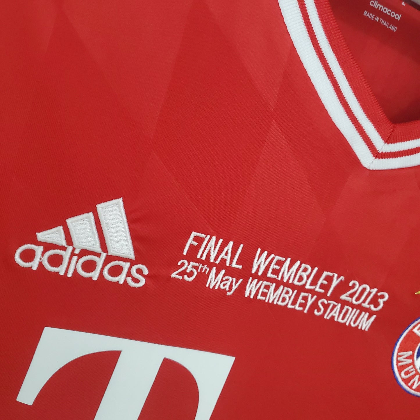 Bayern Munich Retro Long Sleeve 2013/14 Champions League Home (Free Personalisation)
