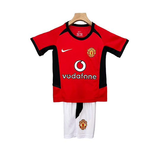 Manchester United Retro 02/04 Kids Home (Free Personalisation)
