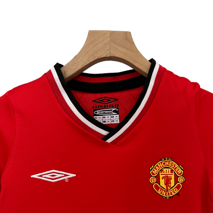 Manchester United Retro 00/01 Kids Home (Free Personalisation)