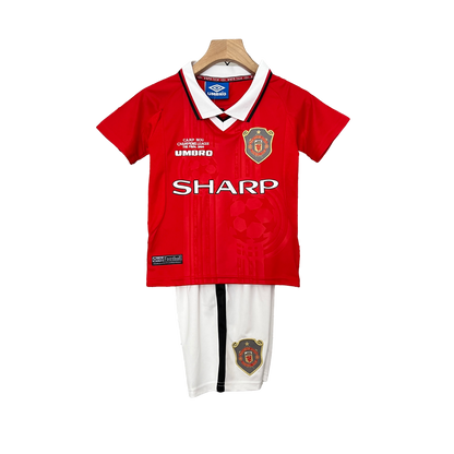 Manchester United Retro 99/00 Kids home (Free Personalisation)