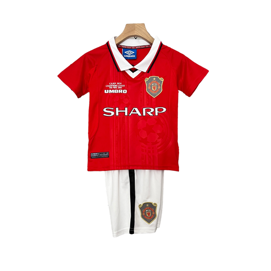 Manchester United Retro 99/00 Kids home (Free Personalisation)
