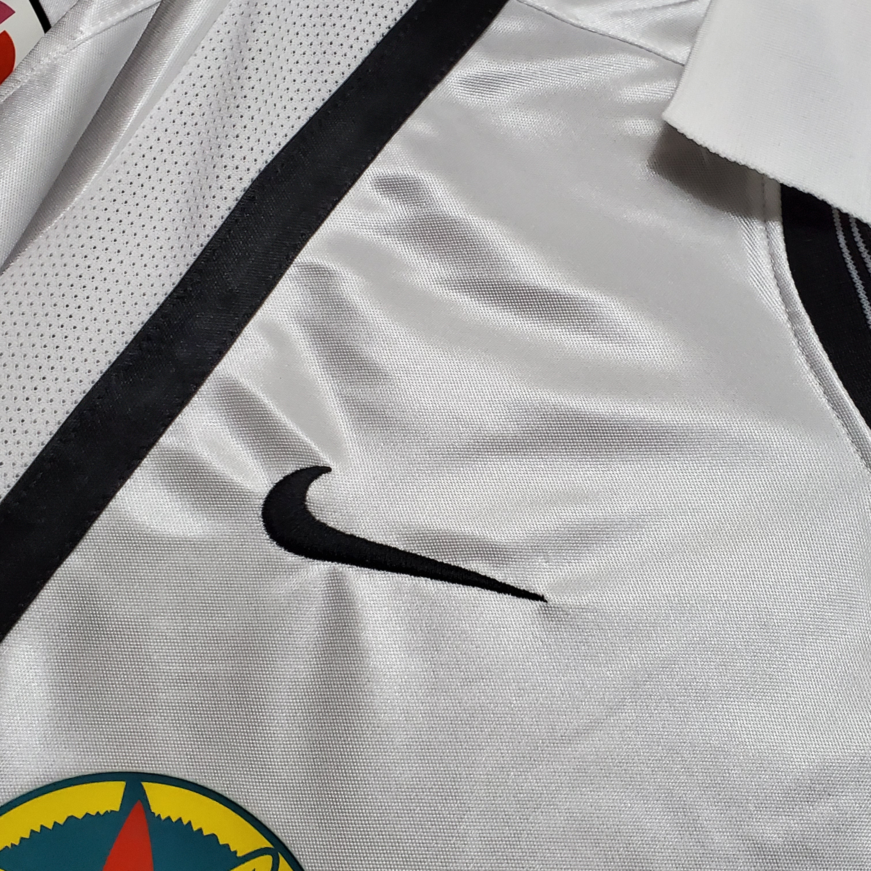 Valencia Retro 2001 Home (Free Personalisation)