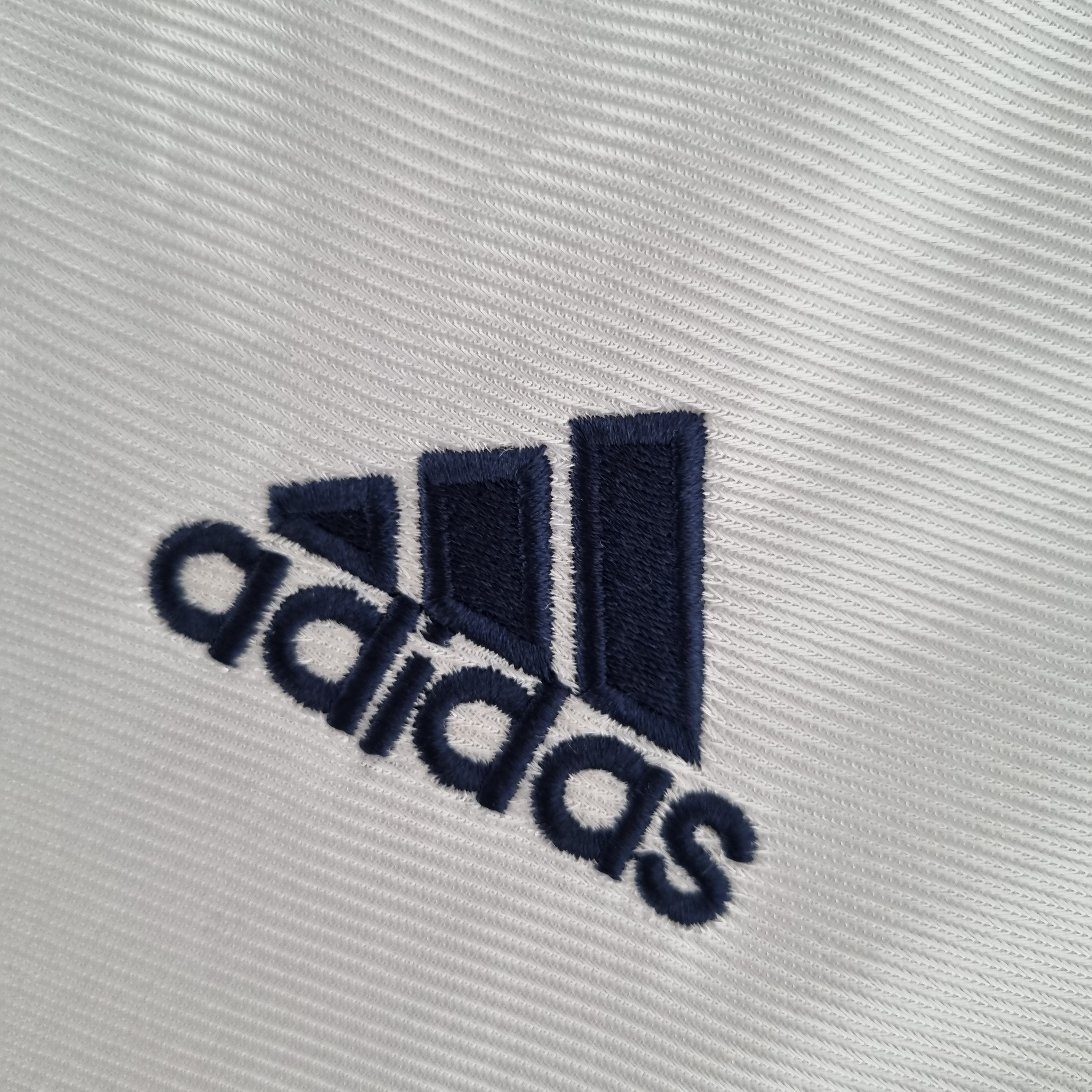 Real Madrid Retro 2000 Home (Free Personalisation)