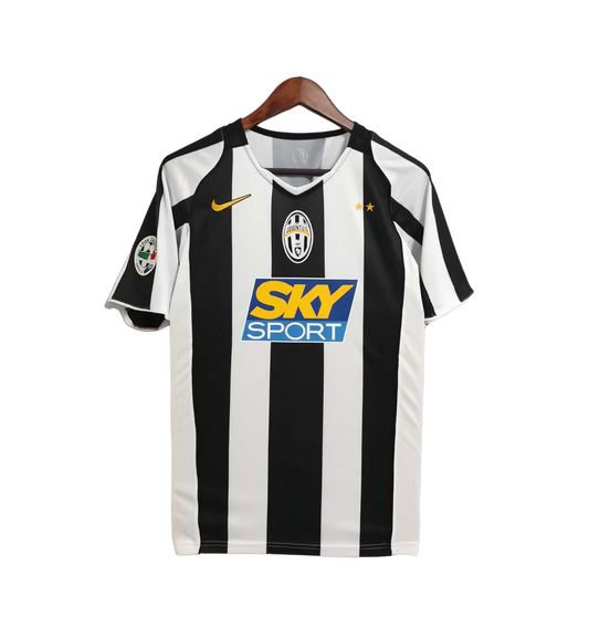 Juventus Retro 2004/05 Home (Free Personalisation)