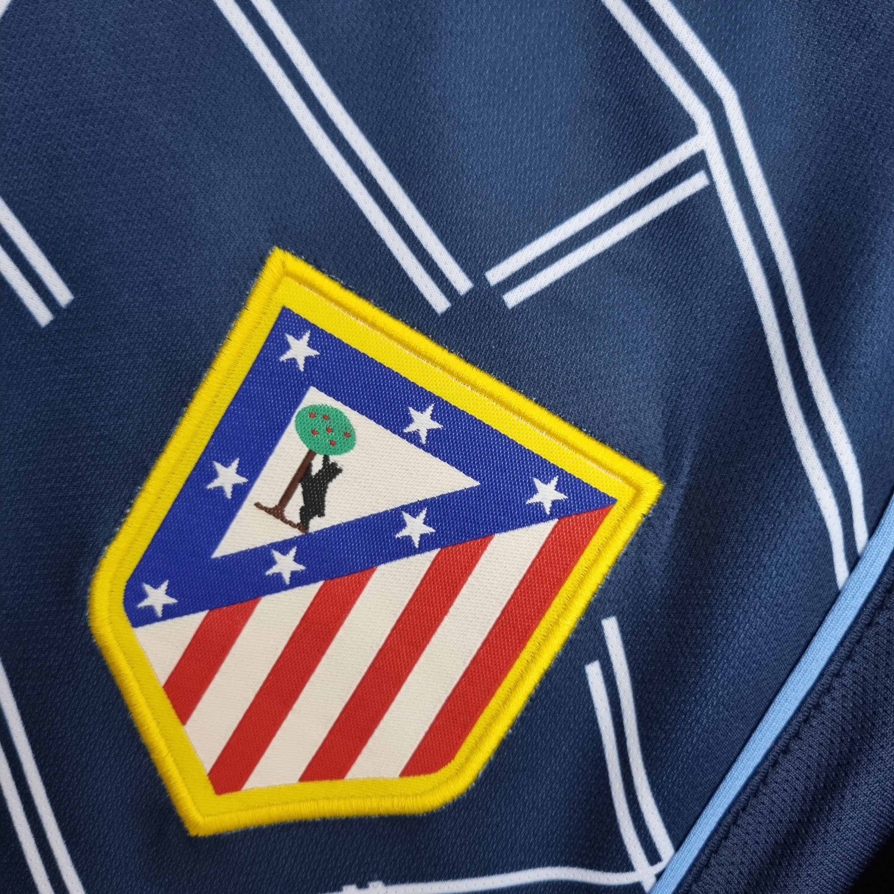 Atletico Madrid Retro 04/05 away (Free Personalisation)