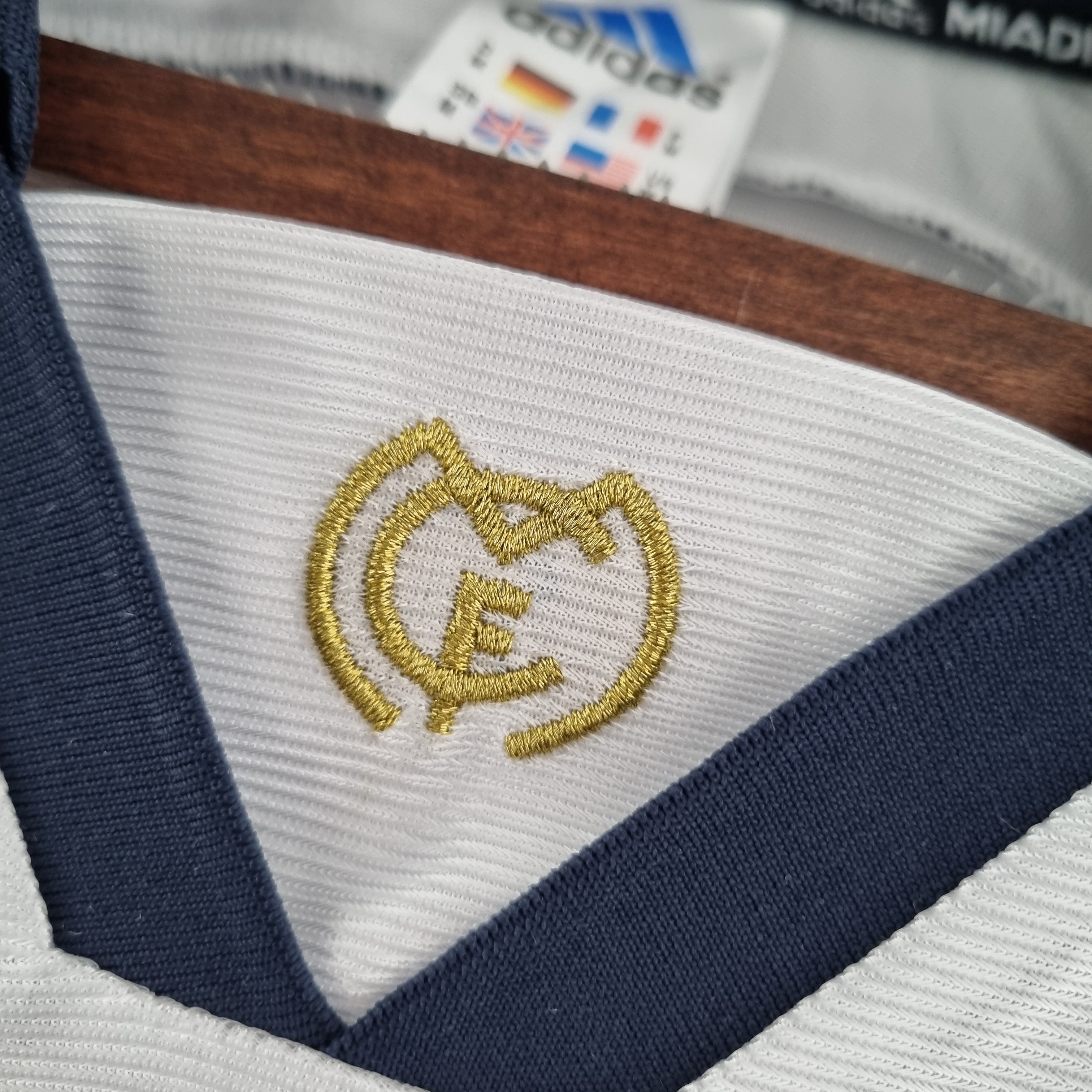 Real Madrid Retro 2000 Home (Free Personalisation)