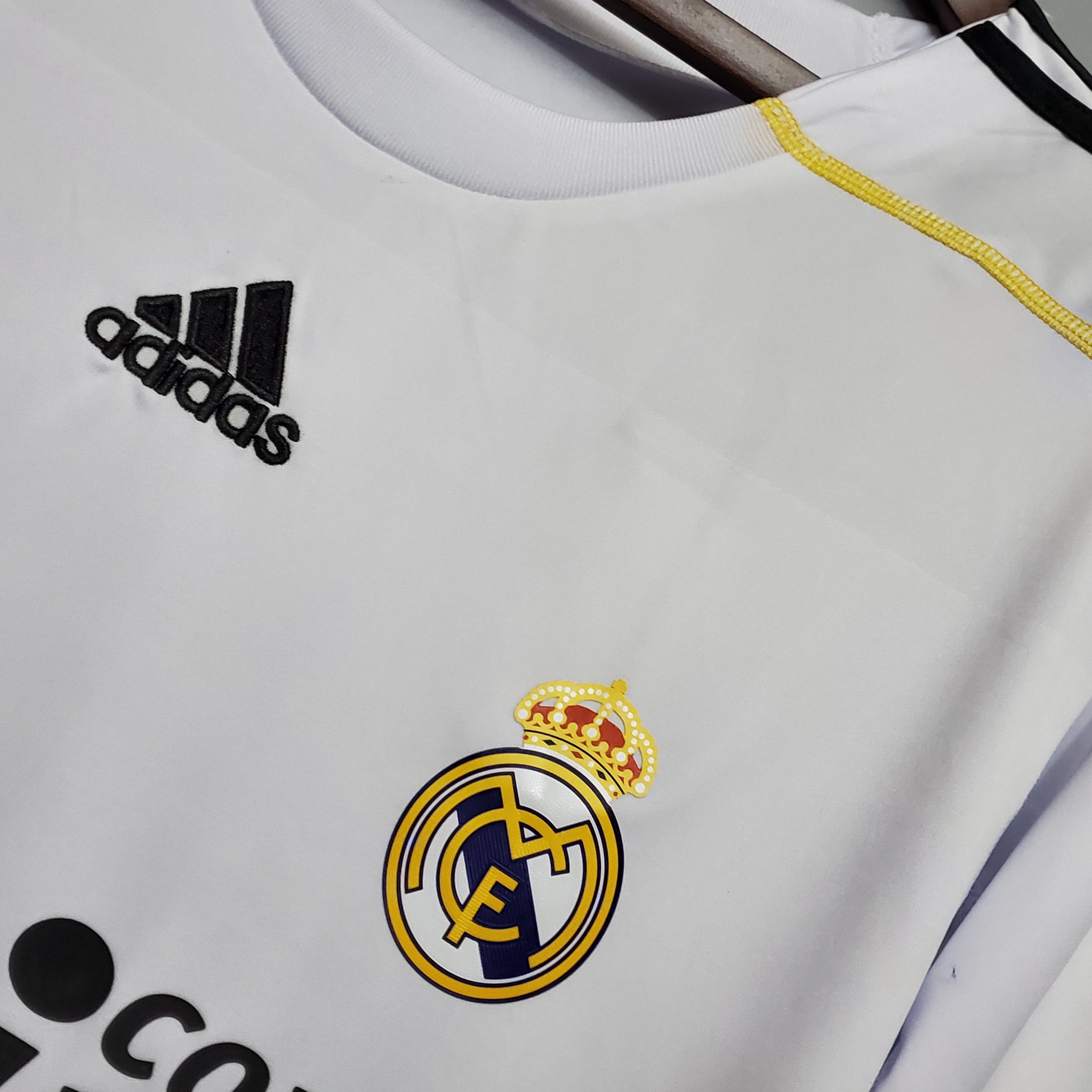 Real Madrid Retro 2009/10 Home (Free Personalisation)