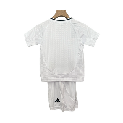 Real Madrid 24/25 Kids Home (Free Personalisation)