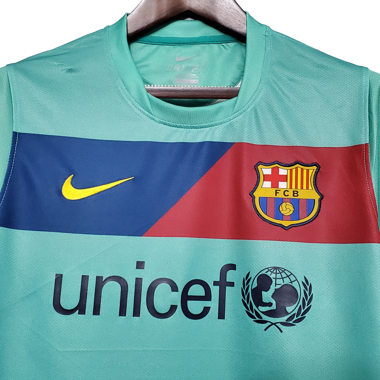 Barcelona Retro 10/11 Away (Free Personalisation)