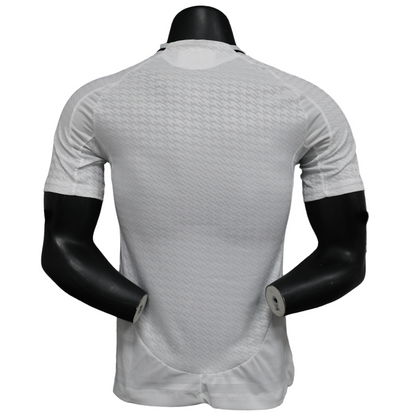 Real Madrid 24/25 Player Version Home (Free Personalisation)