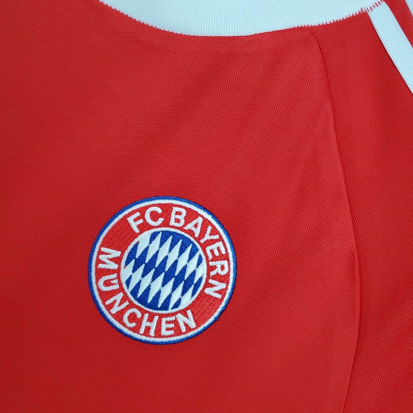 Bayern Munich Retro 2000/01 Home (Free Personalisation)
