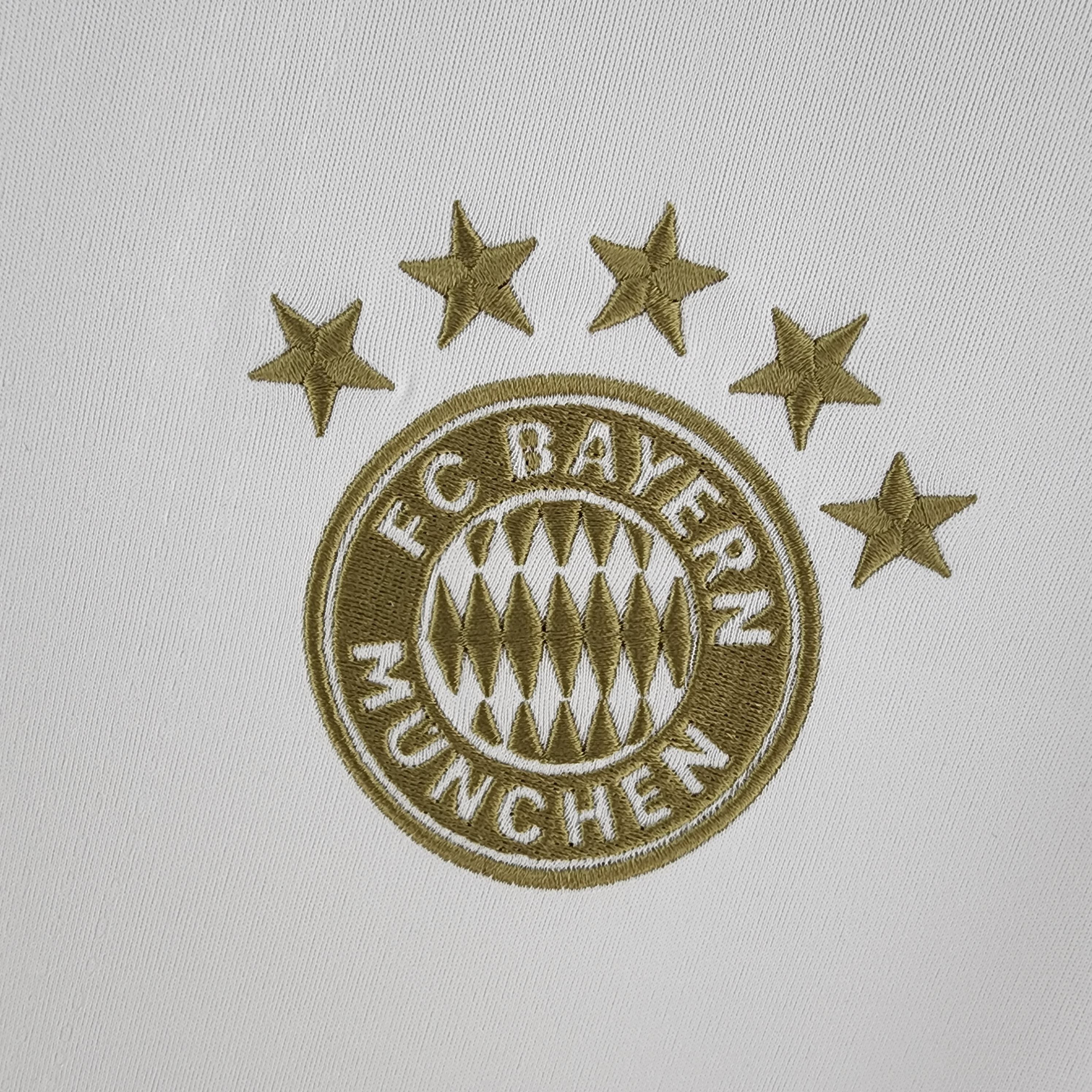 Bayern Munich 2022/23 Away (Free Personalisation)