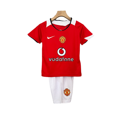 Manchester United Retro 05-06 Kids Home (Free Personalisation)