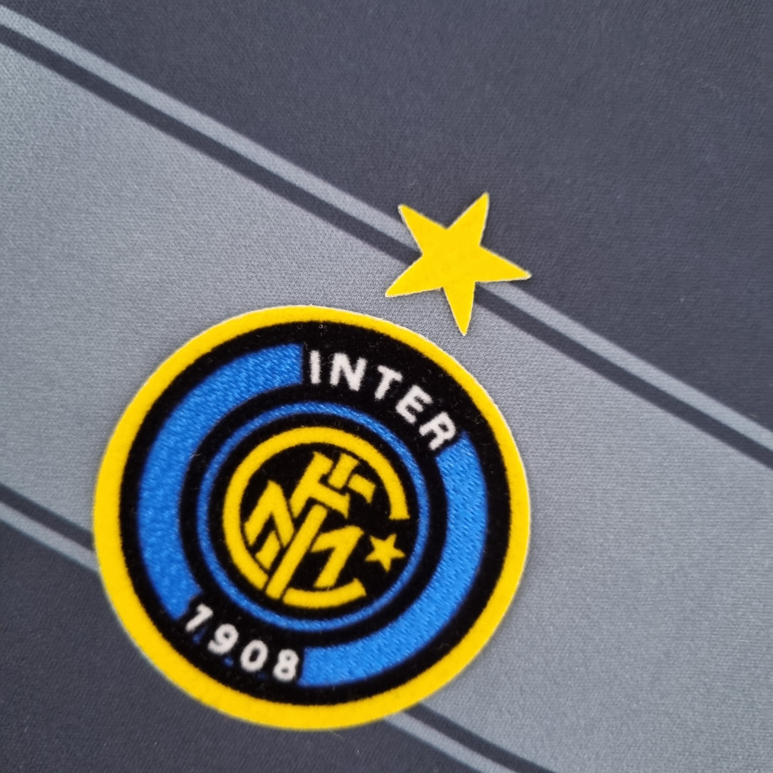 Inter Milan Retro 2004/05 Third Away (Free Personalisation)