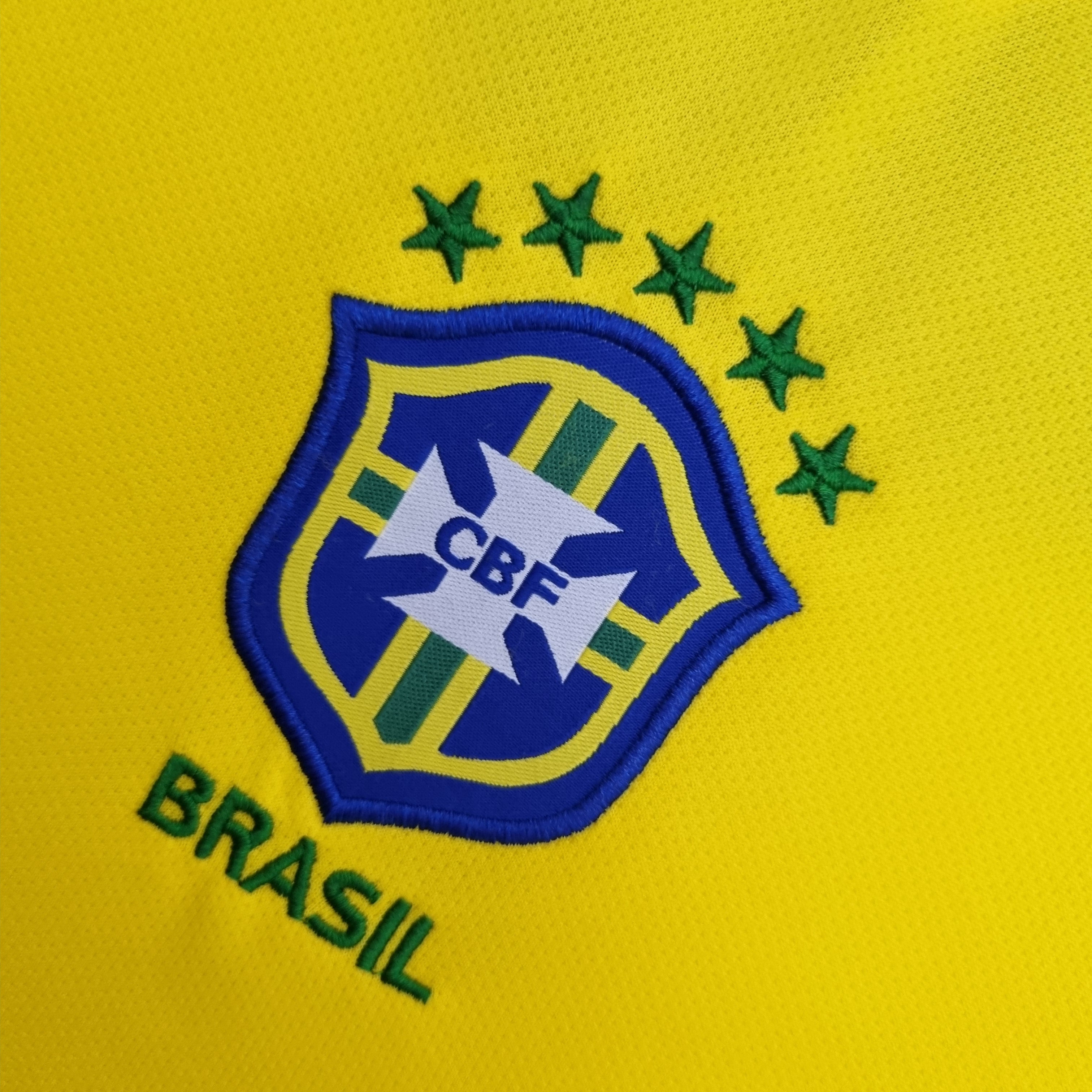 Brazil Retro 2004/06 Home (Free Personalisation)