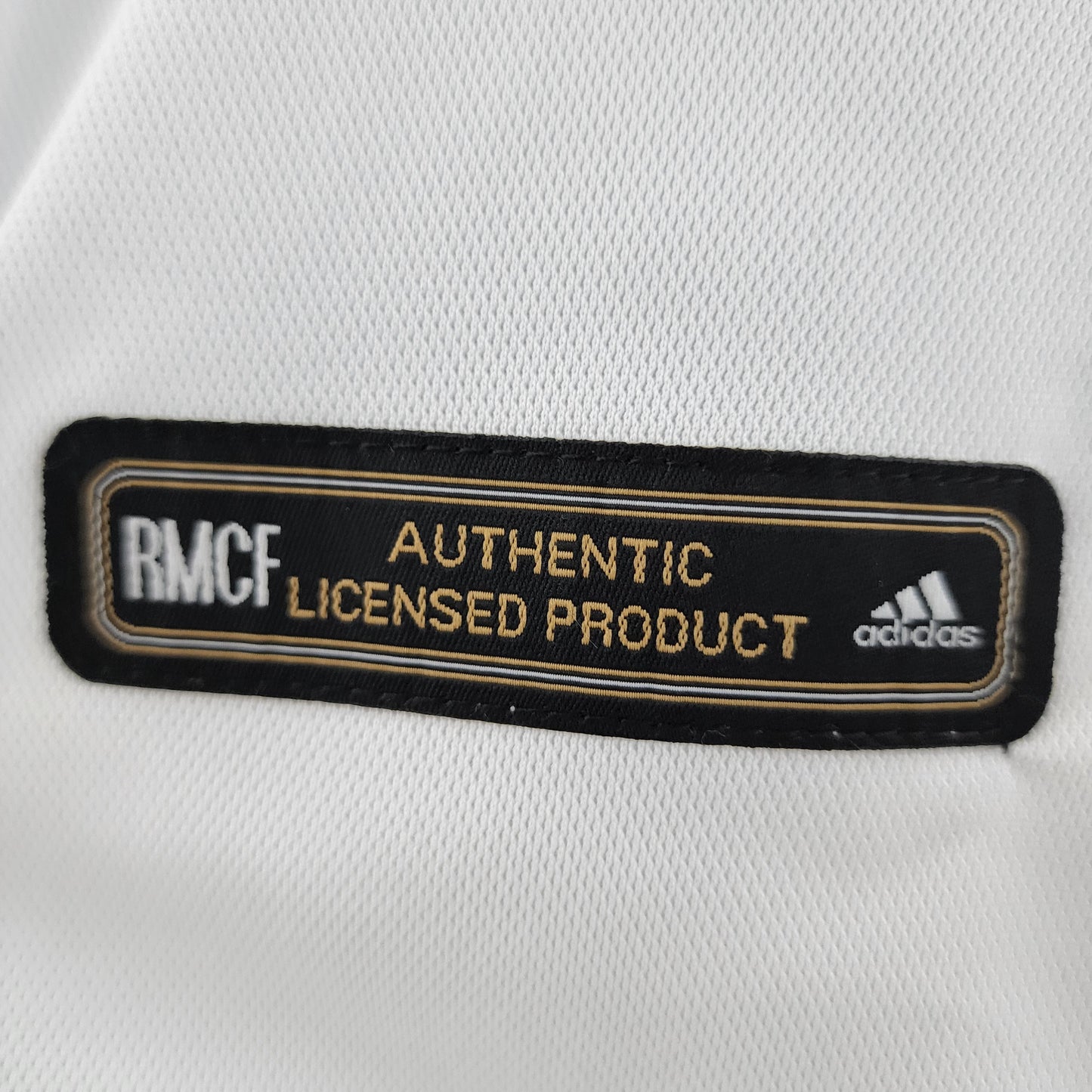 Real Madrid Retro 2000/01 Home (Free Personalisation)