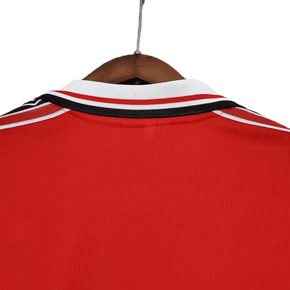 Manchester United Retro Long-Sleeved 1998/99 Home (Free Personalisation)