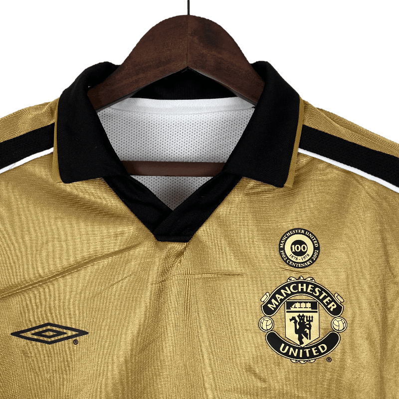 Manchester United Retro 2001/02 Home 100th Anniversary Edition (Free Personalisation)