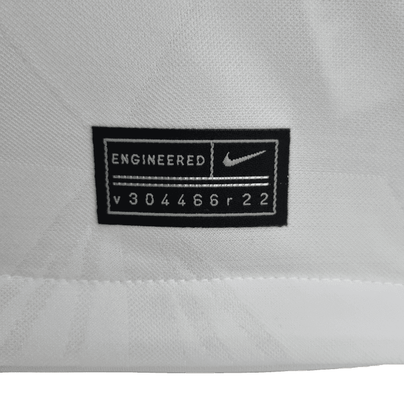 England 2022 White (Free Personalisation)