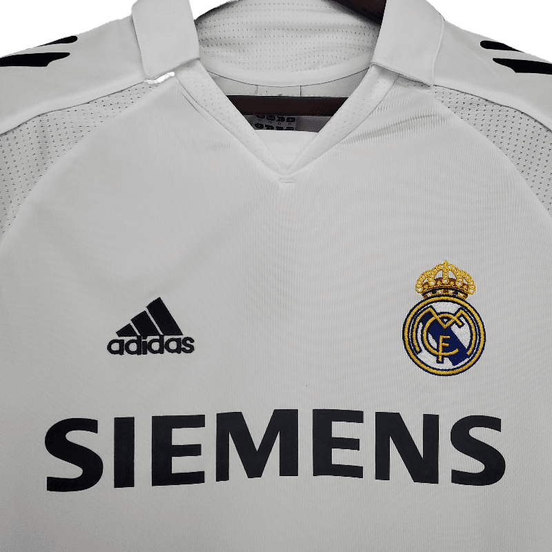 Real Madrid Retro Song Sleeve 2005/06 Home (Free Personalisation)