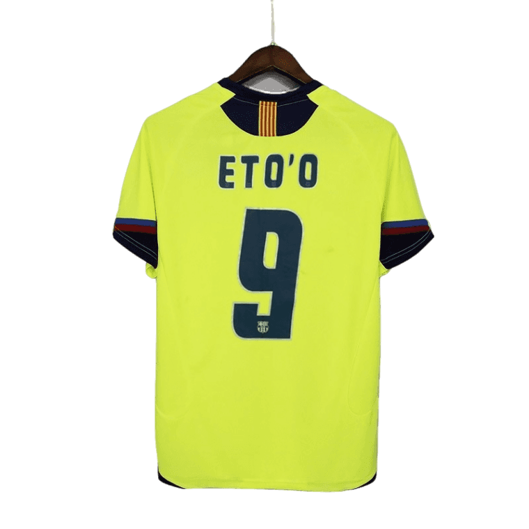 Barcelona Retro 05/06 Away (Free Personalisation)