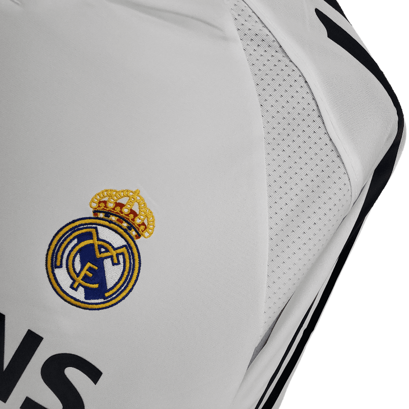 Real Madrid Retro Song Sleeve 2005/06 Home (Free Personalisation)