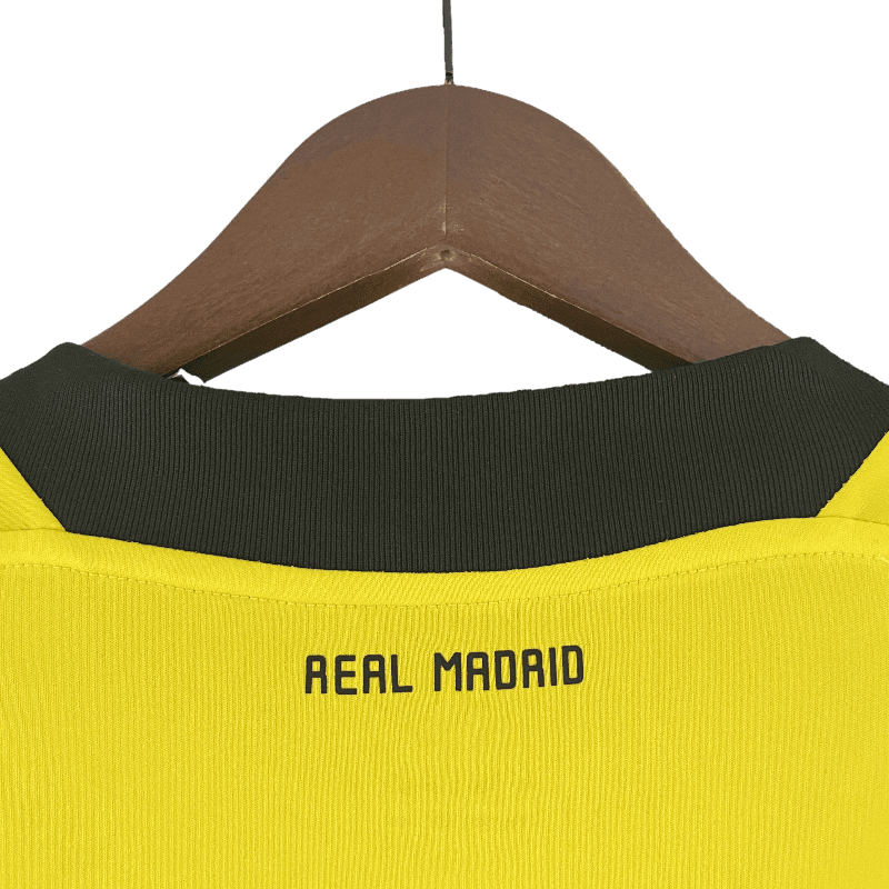 Real Madrid Retro 2011/12 Goalkeeper Yellow (Free Personalisation)