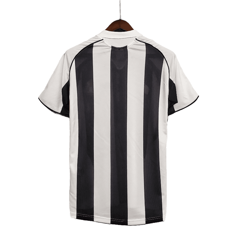 Newcastle Retro 05/06 Home (Free Personalisation)