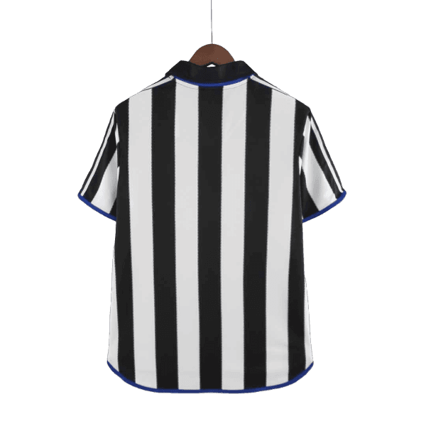 Newcastle REtro 00/01 Home (Free Personalisation)