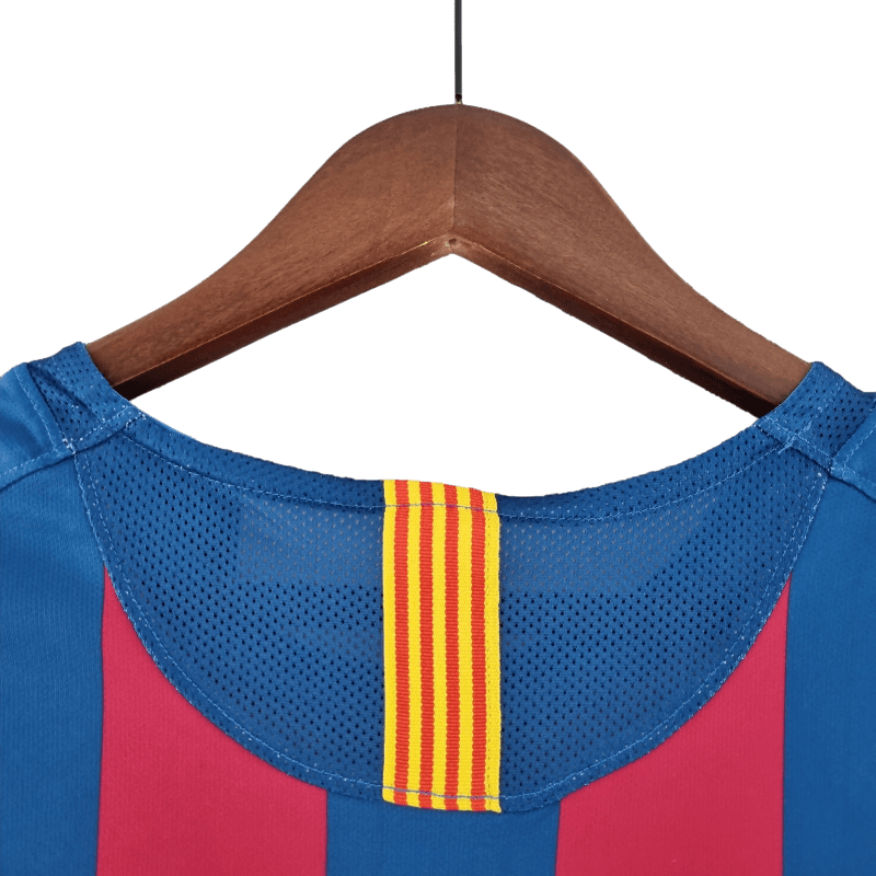 Barcelona Retro 2005/06 Long Sleeve Home (Free Personalisation)