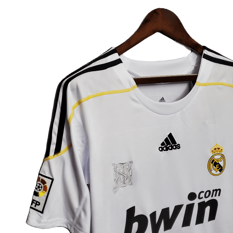 Real Madrid Retro 2009/10 Home (Free Personalisation)