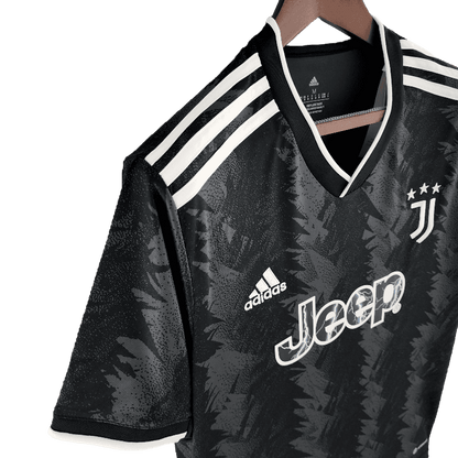 Juventus 2022/23 Away (Free Personalisation)