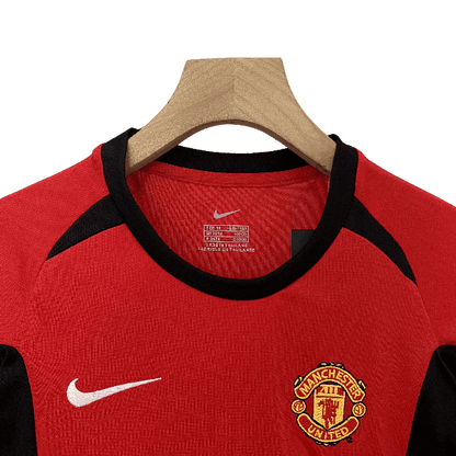 Manchester United Retro 02/04 Kids Home (Free Personalisation)