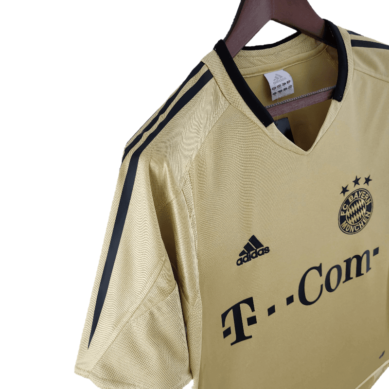 Bayern Munich Retro 2004/05 Away (Free Personalisation)